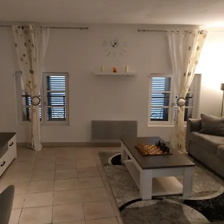 Studio Cocooning Centre Historique Apartment Frejus