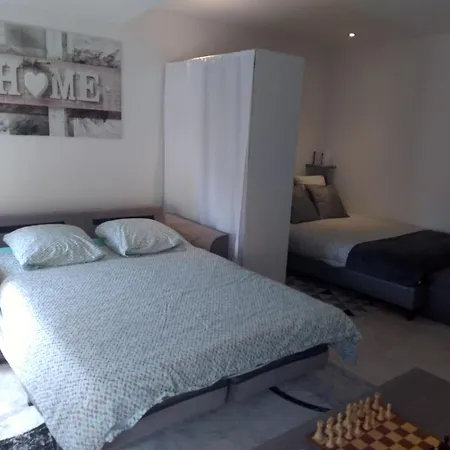 Studio Cocooning Centre Historique Frejus