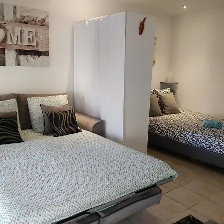 Studio Cocooning Centre Historique Apartment Frejus